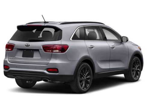 Used 2019 Kia Sorento S FWD image 2