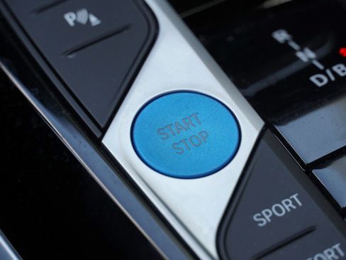 Certified 2023 BMW i4 eDrive40 RWD image 16