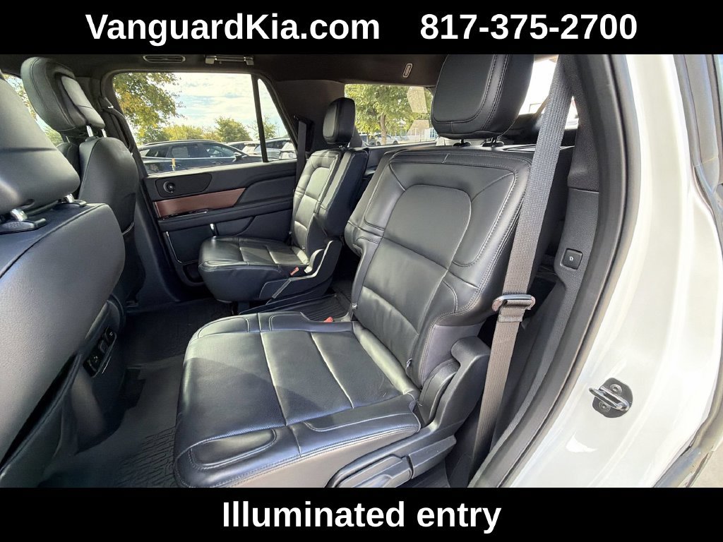 Used 2022 Lincoln Navigator 4WD image 29