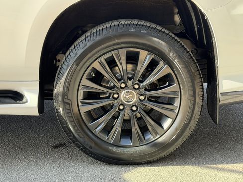 Used 2022 Lexus GX 460 Luxury image 11