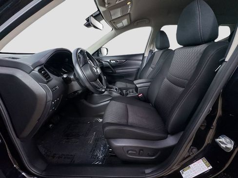 Used 2019 Nissan Rogue SV FWD image 24