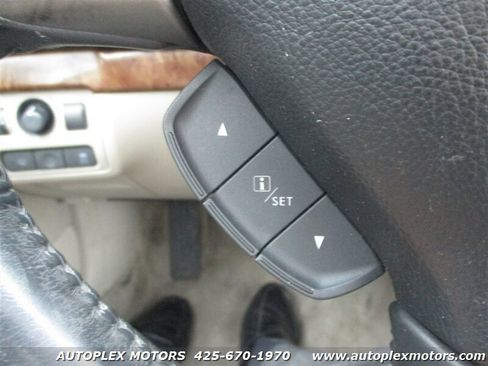 Used 2008 Subaru Outback 2.5XT Limited image 30