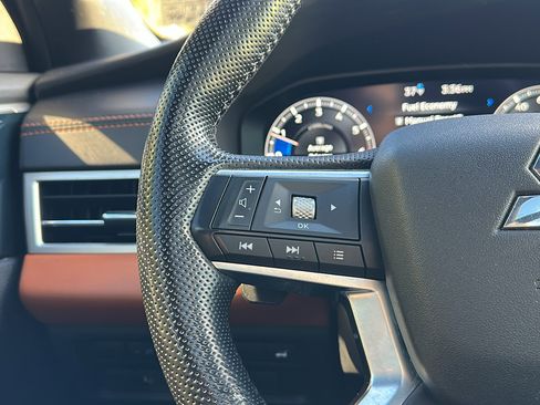 Used 2022 Mitsubishi Outlander SEL image 17