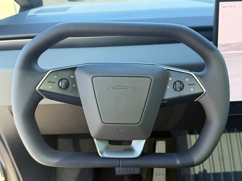 Used 2026 Tesla Cybertruck AWD Crew Cab image 13