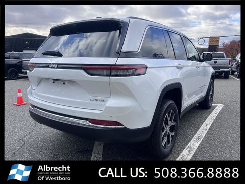 New 2025 Jeep Grand Cherokee Limited w/ Luxury Tech Group II image 5