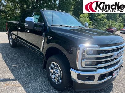 New 2025 Ford F350 King Ranch w/ Chrome Package