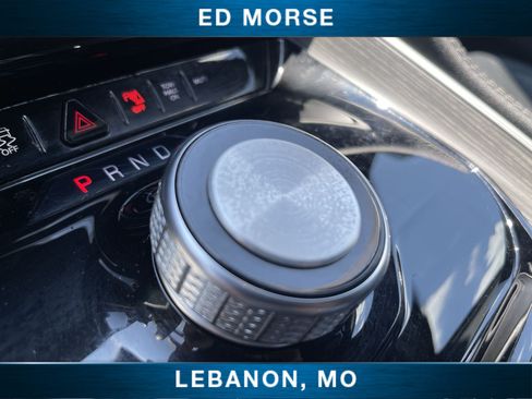 Used 2024 Jeep Wagoneer Series II AWD/4WD image 16