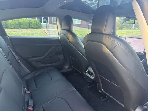 Used 2018 Tesla Model 3 Long Range image 19