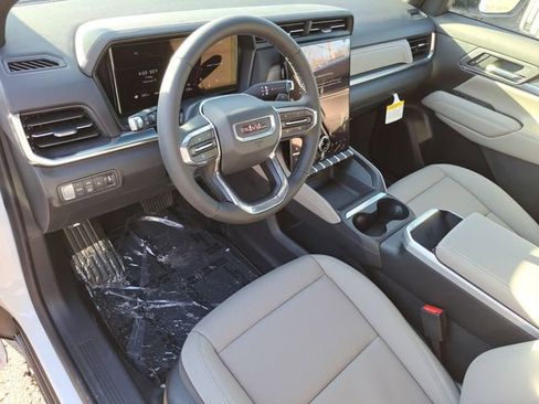 New 2026 GMC Terrain Elevation w/ Elevation Premium Package image 15