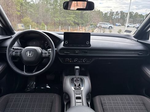 Certified 2023 Honda HR-V Sport image 15