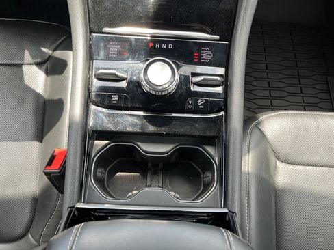 Used 2023 Jeep Grand Cherokee Overland AWD/4WD image 27