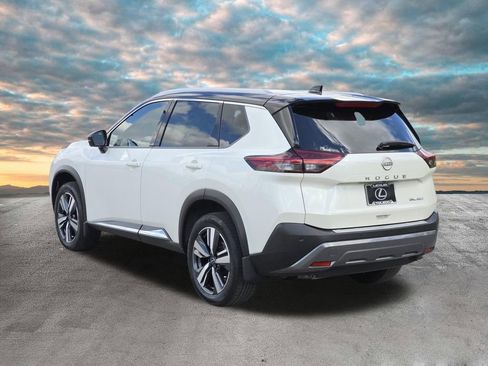 Used 2023 Nissan Rogue SL AWD/4WD image 7