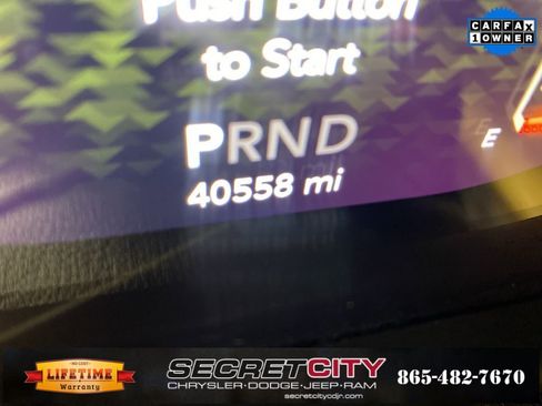 Used 2018 Jeep Wrangler Unlimited Rubicon image 18