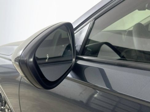 Used 2025 Honda Accord SE image 32