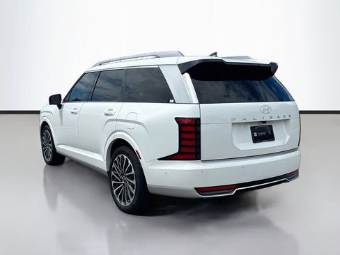 Used 2026 Hyundai Palisade Calligraphy FWD image 5