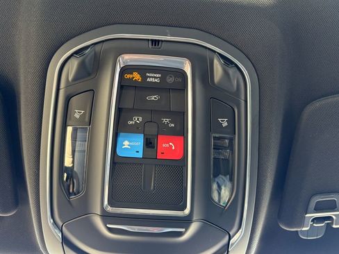 New 2026 Dodge Charger R/T AWD/4WD image 32