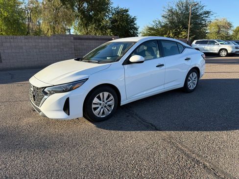 Certified 2025 Nissan Sentra S image 1