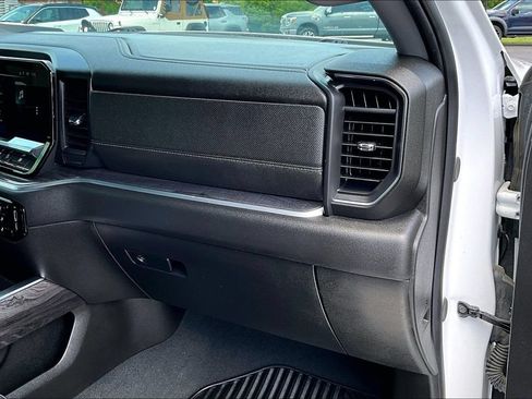 Used 2025 Chevrolet Silverado 1500 LTZ w/ Z71 Off-Road Package AWD/4WD image 29