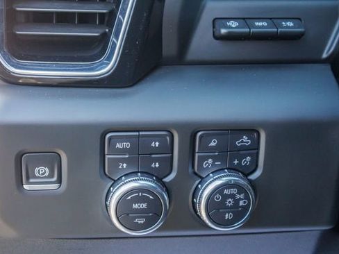Certified 2024 GMC Sierra 1500 Denali AWD/4WD image 25