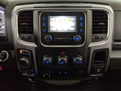 Used 2023 RAM 1500 Classic SLT image 9