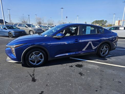 Used 2025 Kia K4 LXS image 3