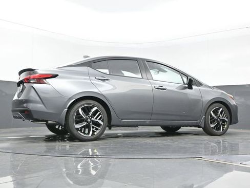 New 2025 Nissan Versa SR w/ Trunk Package FWD image 25