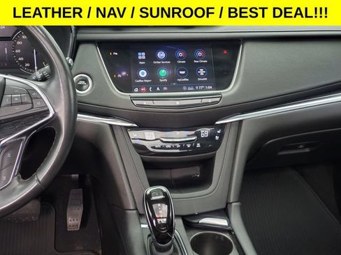 Used 2020 Cadillac XT5 Premium Luxury AWD/4WD image 29
