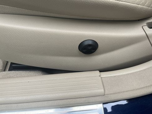 Used 2014 Mercedes-Benz C 300 4MATIC Sedan image 22