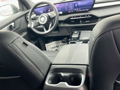 Used 2025 Buick Enclave Preferred image 27