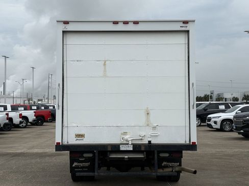 Used 2017 Chevrolet Express 3500 Work Van image 14