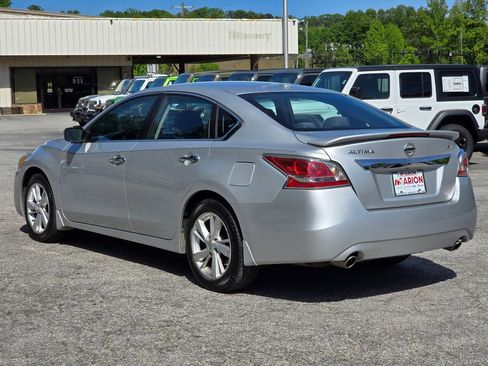 Used 2015 Nissan Altima 2.5 SV FWD image 15