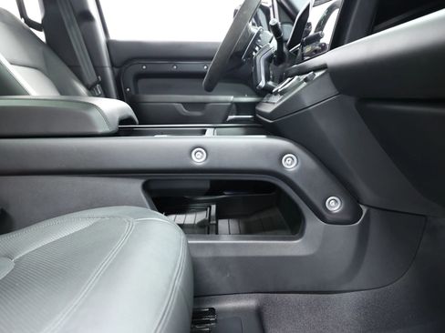 Used 2023 Land Rover Defender 110 Carpathian Edition image 82