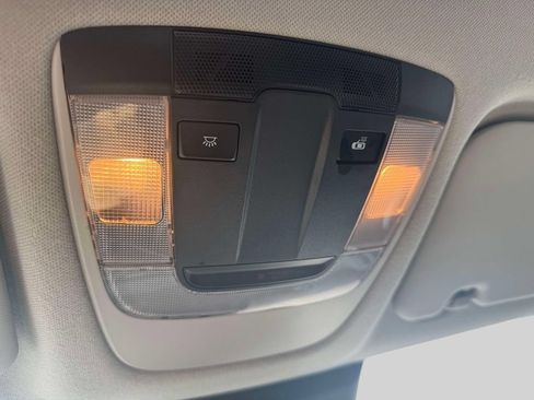 Used 2024 Kia Seltos LX AWD/4WD image 29