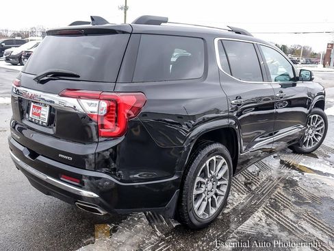 Used 2023 GMC Acadia Denali w/ Denali Ultimate Package image 8