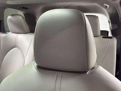 Certified 2025 Toyota Grand Highlander AWD Hybrid image 13