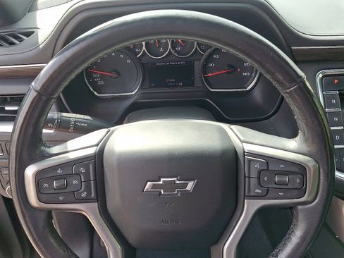 Used 2021 Chevrolet Tahoe Z71 w/ Z71 Signature Package image 19