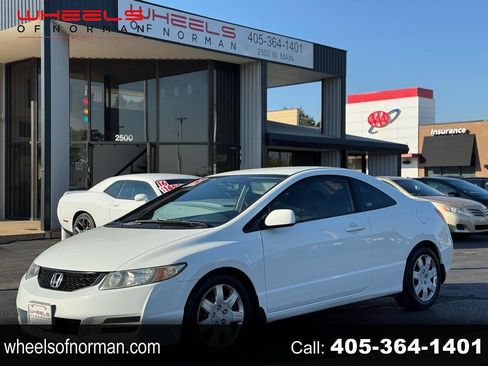 Used 2009 Honda Civic LX image 1