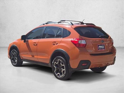 Used 2014 Subaru Crosstrek 2.0i Premium w/ Moonroof Package AWD/4WD image 8
