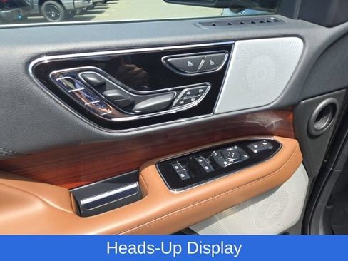 Used 2023 Lincoln Navigator Reserve AWD/4WD image 15