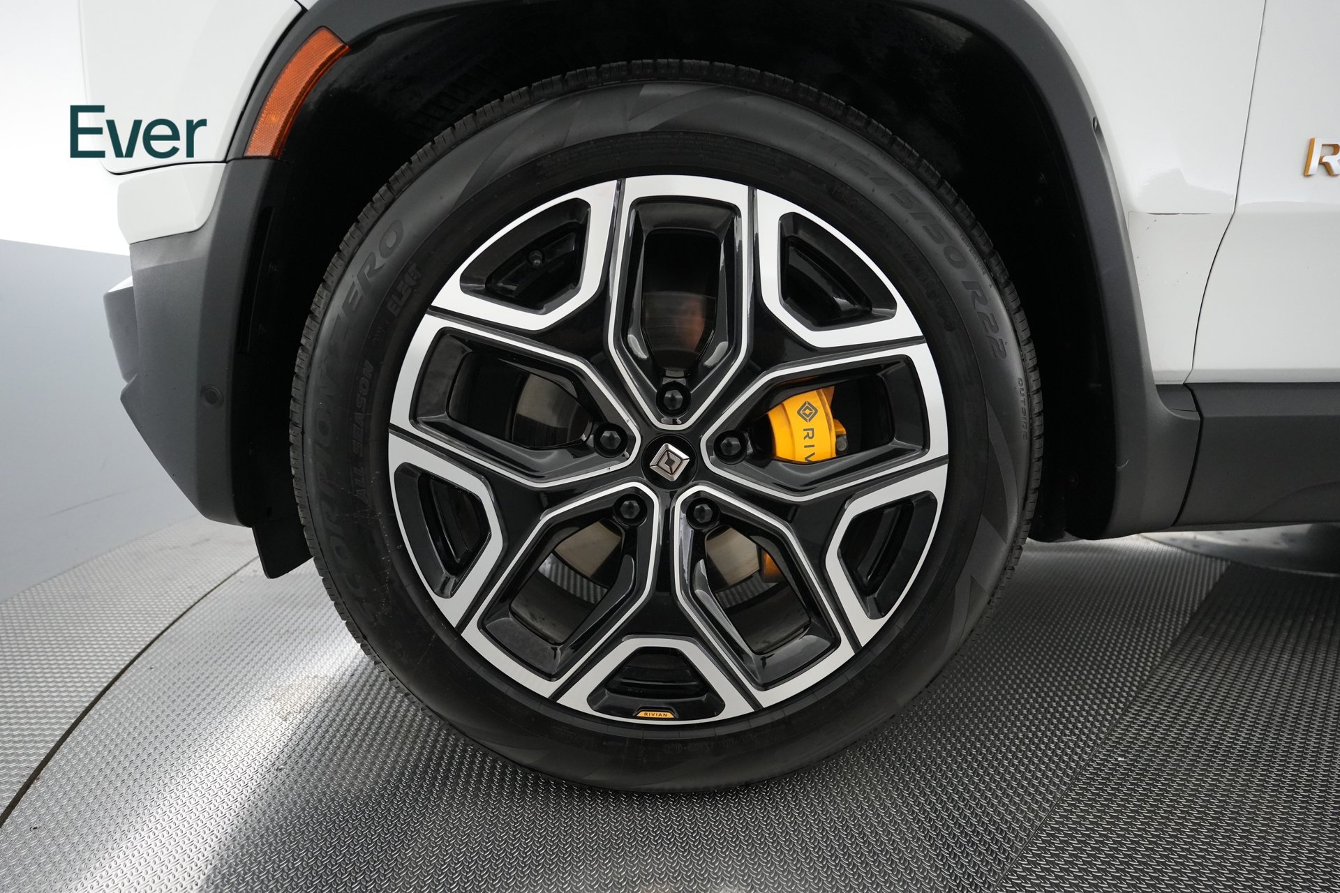 Used 2023 Rivian R1S Adventure Quad AWD/4WD image 19