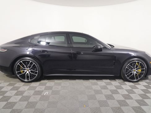 Certified 2022 Porsche Panamera Turbo S image 8