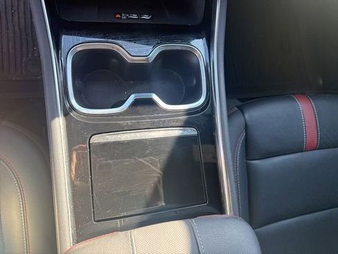 Used 2024 Chevrolet Traverse RS w/ LPO, Floor Liner Package image 20