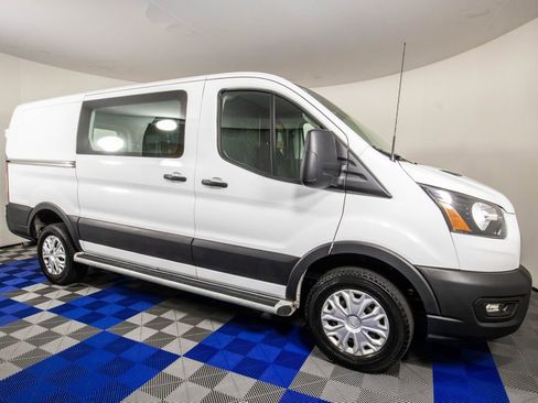 Used 2025 Ford Transit 250 Low Roof w/ Exterior Upgrade Package RWD image 3