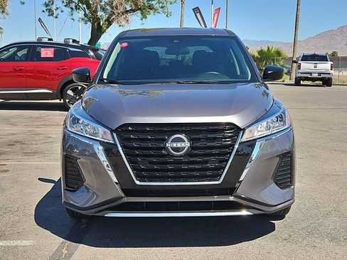 Used 2023 Nissan Kicks S image 5