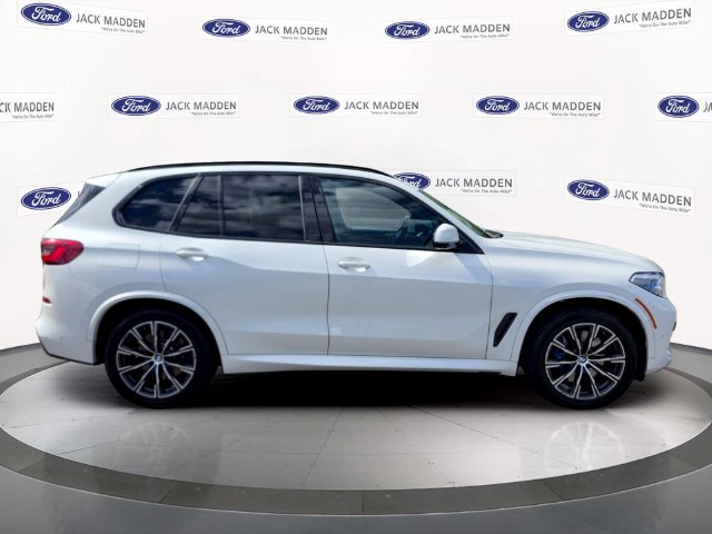 Used 2019 BMW X5 xDrive50i w/ M Sport Package AWD/4WD image 6