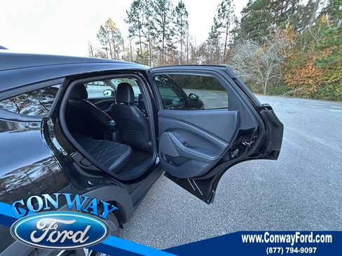 Used 2025 Ford Mustang Mach-E Select w/ Interior Protection Package image 20