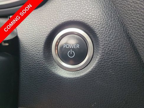 Used 2025 Toyota Corolla SE w/ SE Premium Package FWD image 31