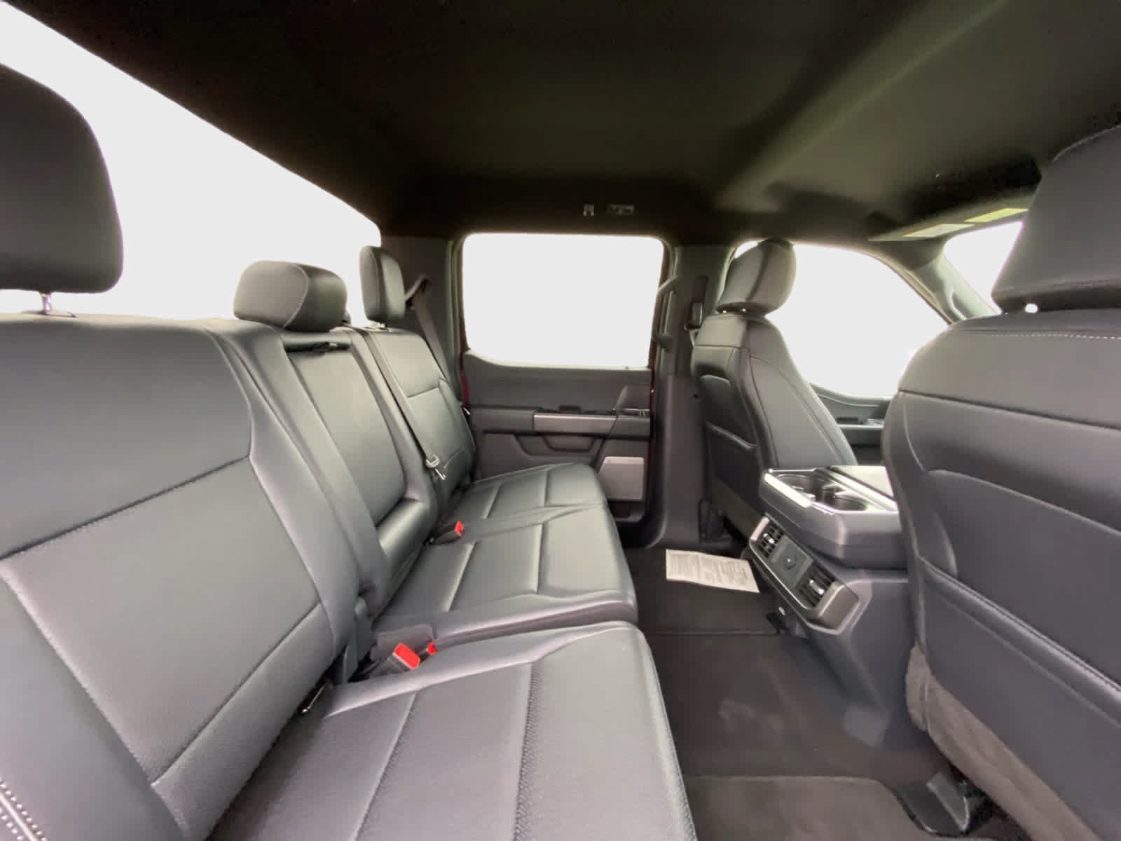 Used 2026 Ford F150 Lariat RWD image 13