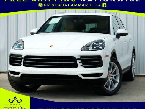 Used 2022 Porsche Cayenne AWD/4WD image 1