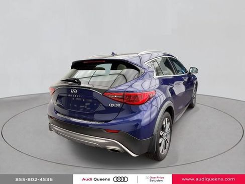 Used 2018 INFINITI QX30 Premium w/ Cargo Package AWD/4WD image 4